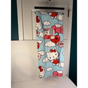 NWT‎ Hello Kitty with Heart Shaped Balloons Blue Valentines Day Plush Throw